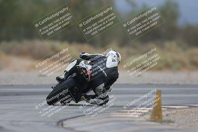 media/Sep-21-2025-Race Pace (Sun) [[98bf33ef95]]/Verified/2-Turn 2 Backside (835am)/